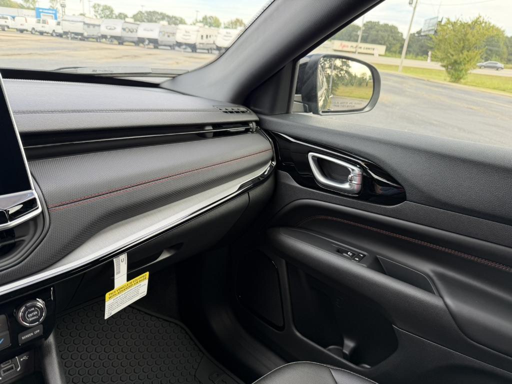 new 2026 Jeep Compass car, priced at $35,710