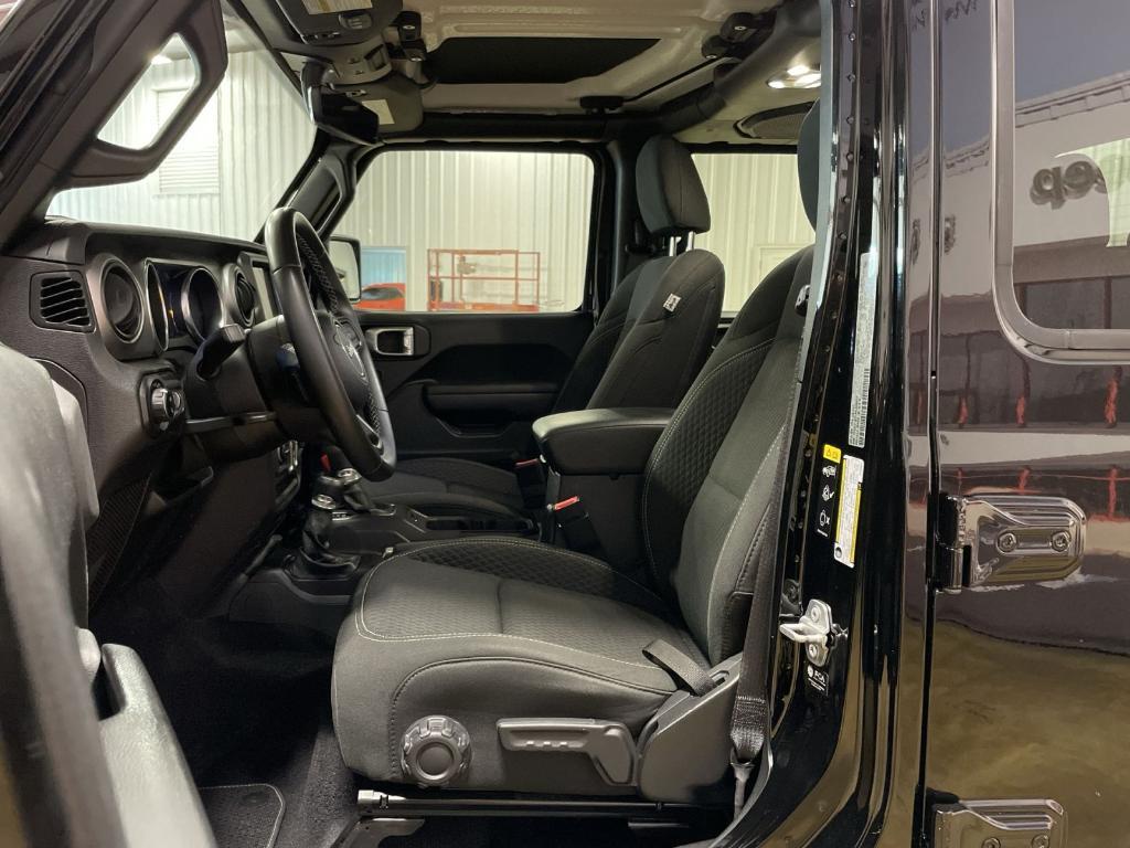 used 2021 Jeep Gladiator car, priced at $36,922