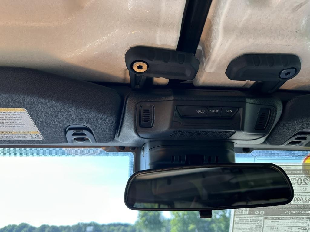 new 2025 Jeep Wrangler car, priced at $48,655
