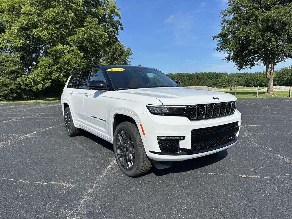new 2025 Jeep Grand Cherokee L car, priced at $60,316
