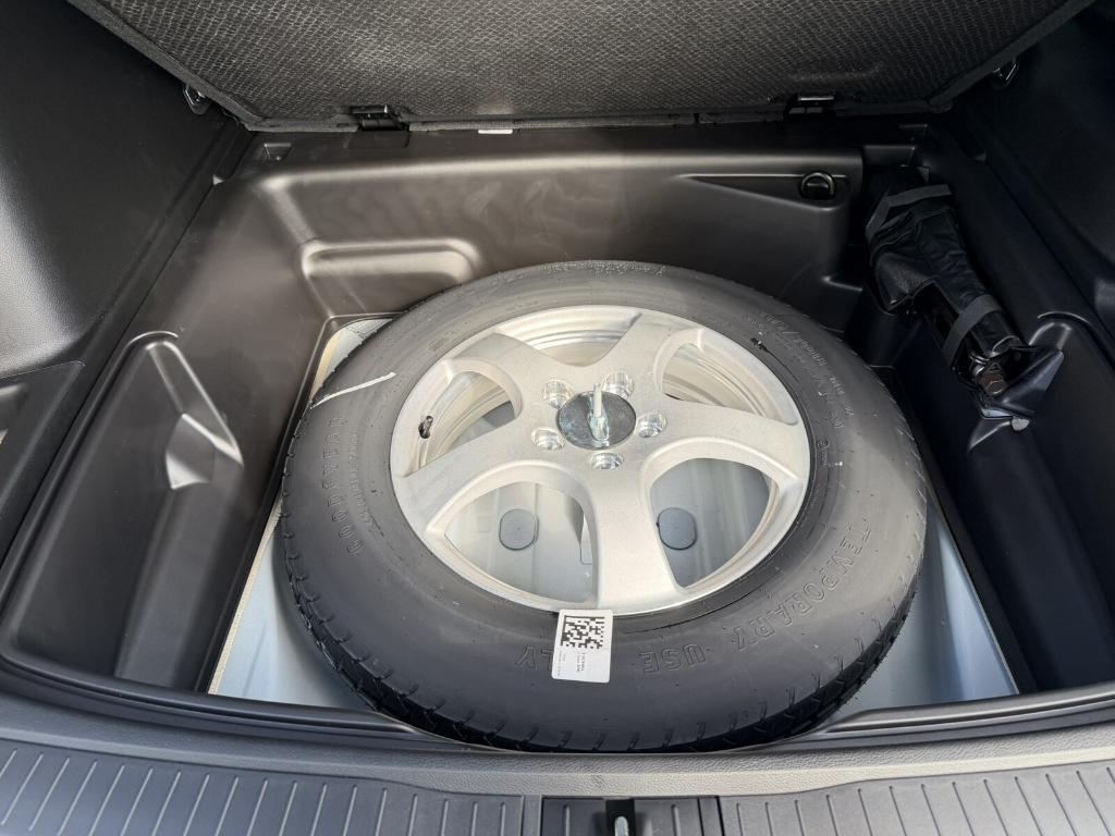 new 2025 Jeep Grand Cherokee car, priced at $33,529