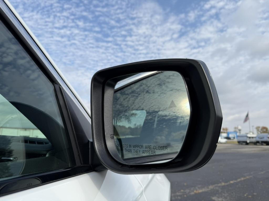 new 2025 Jeep Grand Cherokee car, priced at $33,529