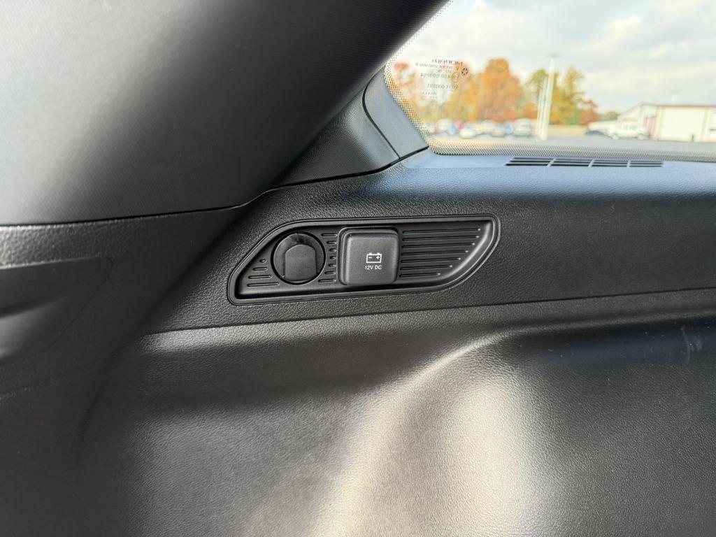 new 2025 Jeep Grand Cherokee car, priced at $33,529