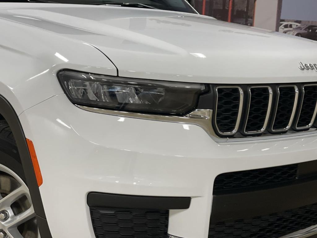 used 2024 Jeep Grand Cherokee L car, priced at $35,959