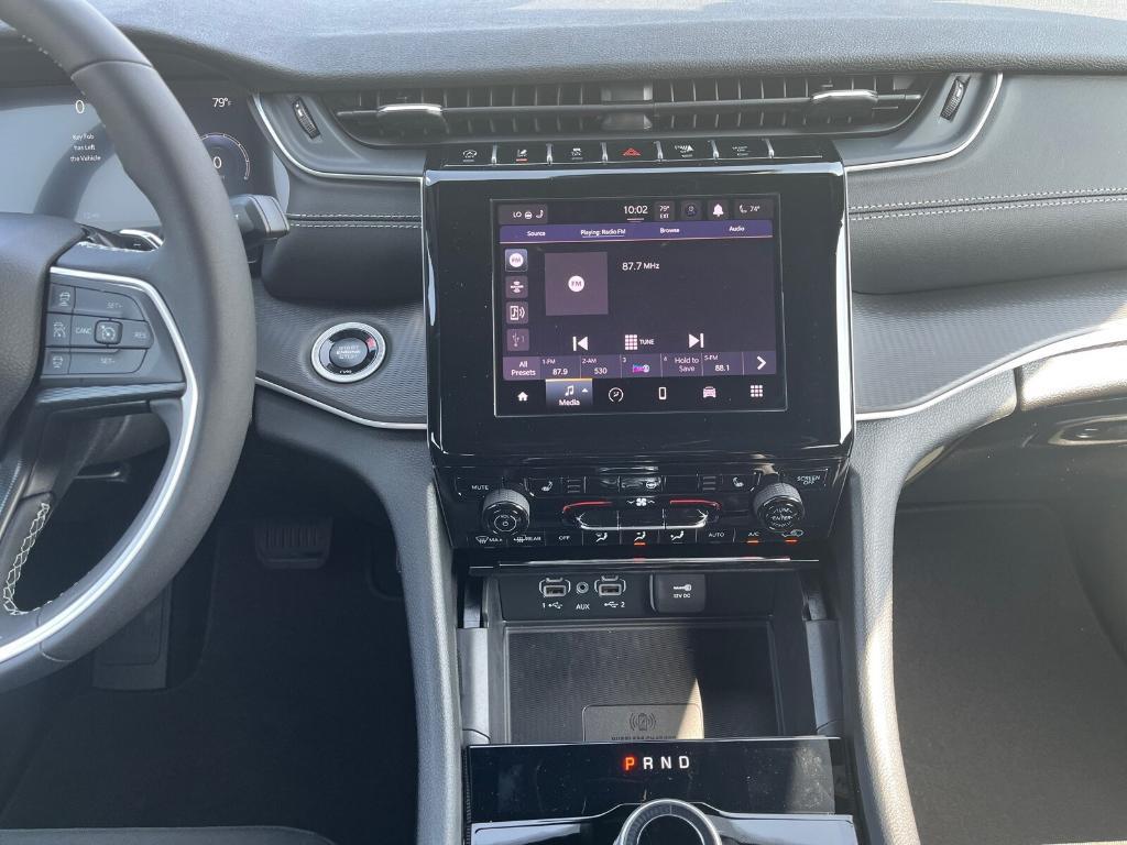 new 2025 Jeep Grand Cherokee L car, priced at $40,490