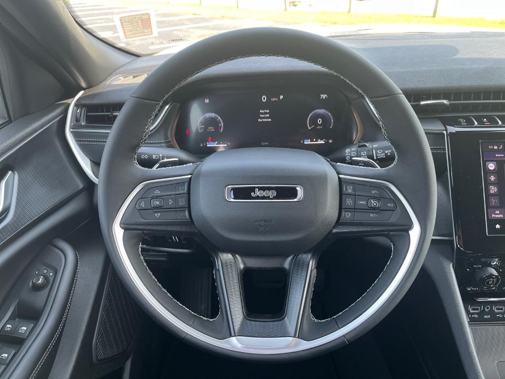 new 2025 Jeep Grand Cherokee L car, priced at $40,490