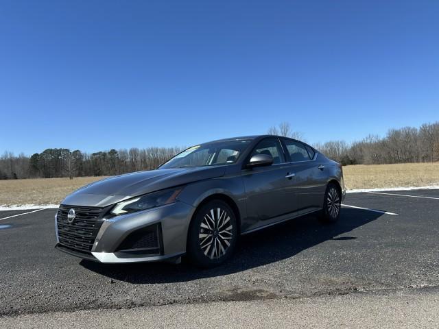 used 2023 Nissan Altima car, priced at $21,874