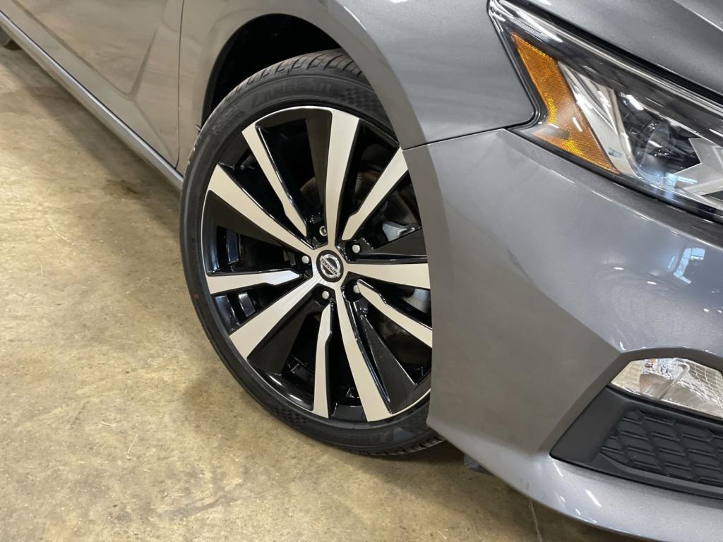 used 2021 Nissan Altima car, priced at $23,225
