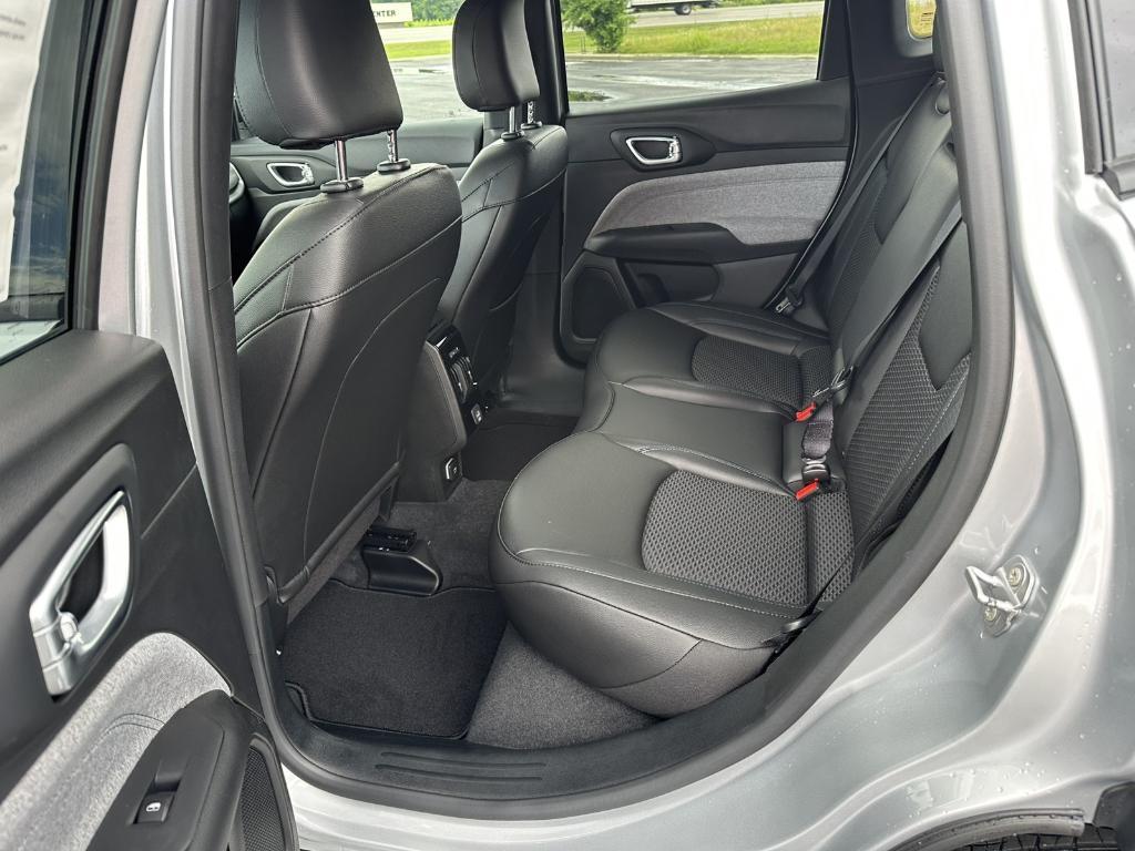 new 2025 Jeep Compass car, priced at $29,463
