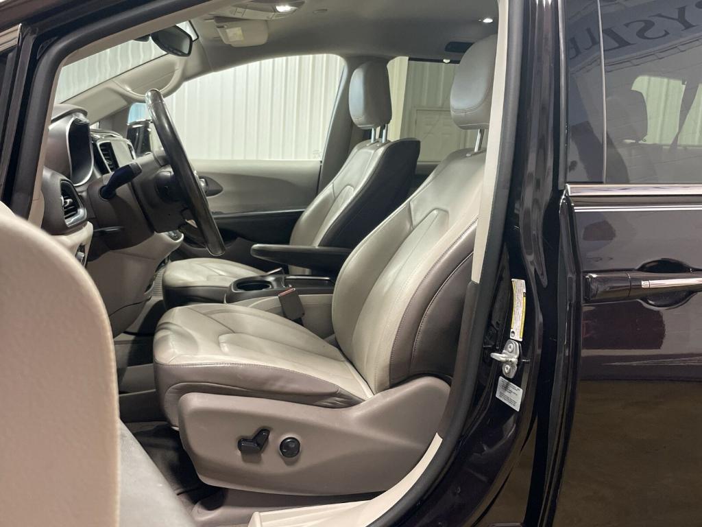 used 2017 Chrysler Pacifica car, priced at $14,783