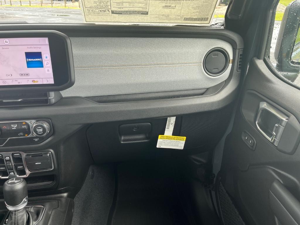 new 2025 Jeep Wrangler car, priced at $42,323