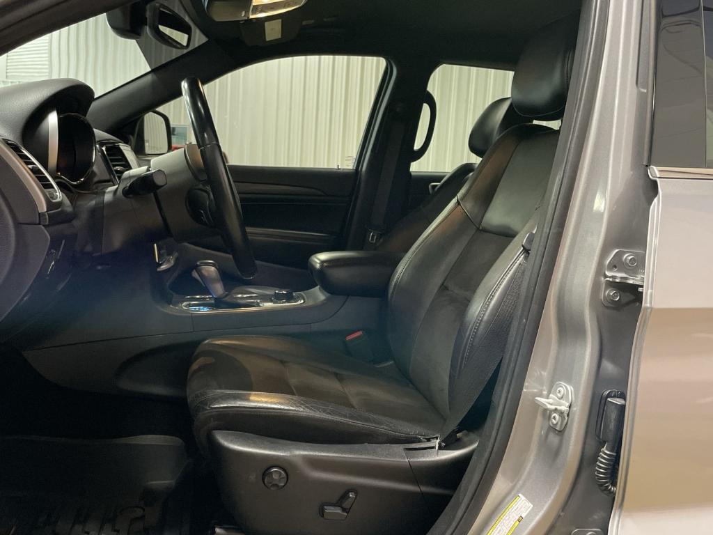 used 2020 Jeep Grand Cherokee car, priced at $22,989