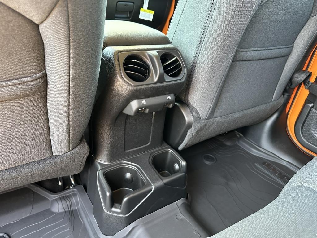 new 2025 Jeep Wrangler car, priced at $54,880