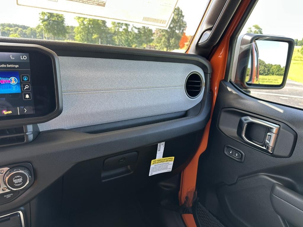 new 2025 Jeep Wrangler car, priced at $54,880