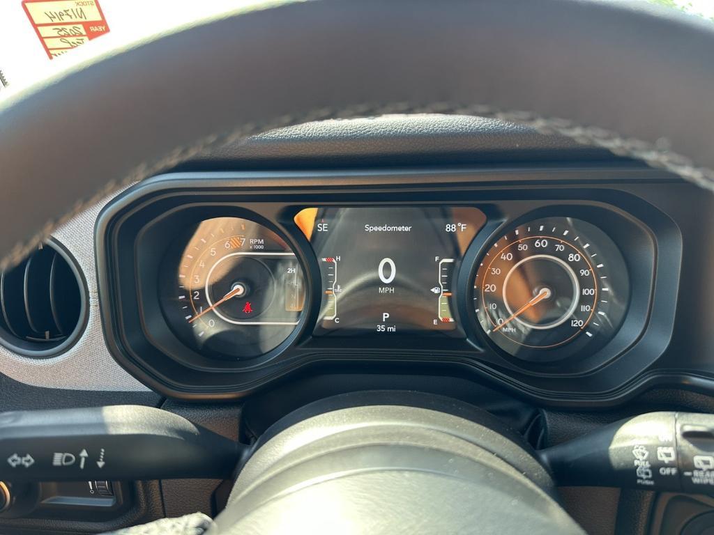 new 2025 Jeep Wrangler car, priced at $54,880