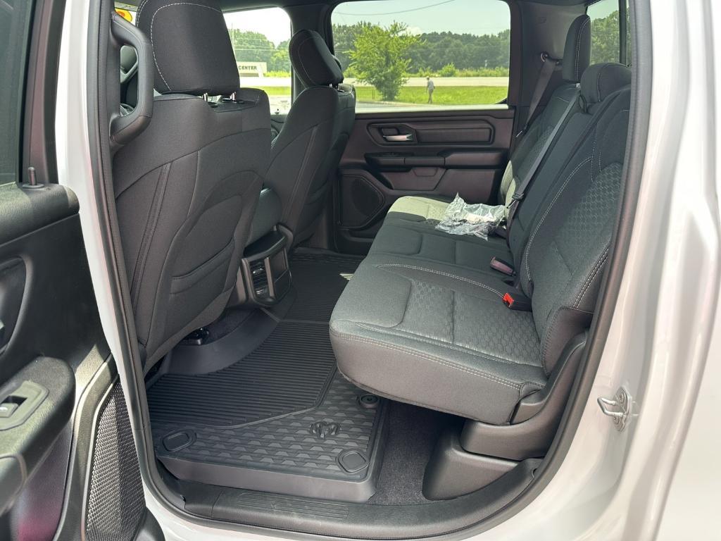new 2025 Ram 1500 car, priced at $45,541