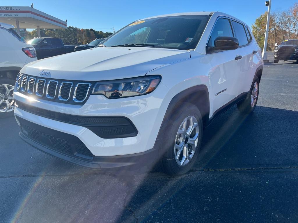 new 2025 Jeep Compass car, priced at $26,995