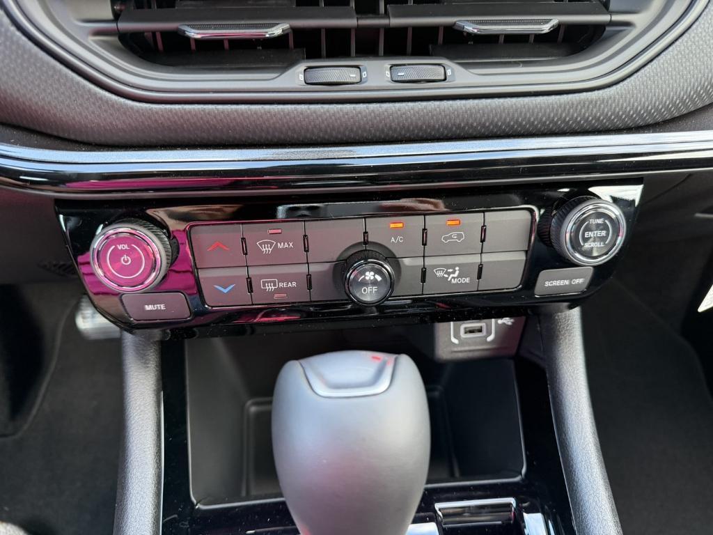 new 2026 Jeep Compass car, priced at $33,410