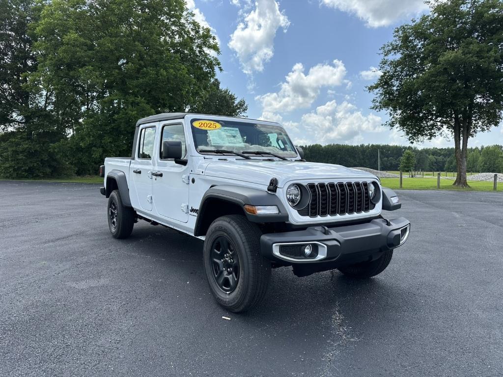 new 2025 Jeep Gladiator car, priced at $38,002