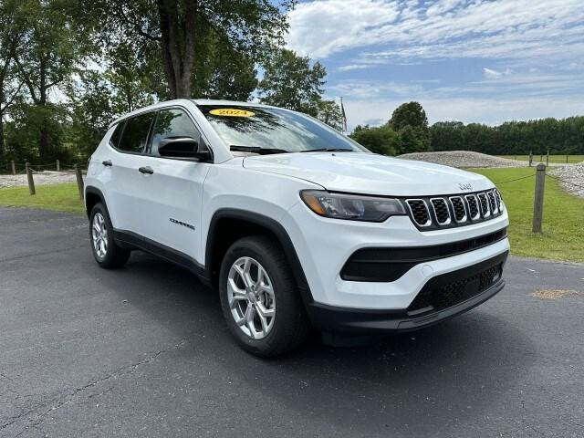 new 2024 Jeep Compass car, priced at $26,718