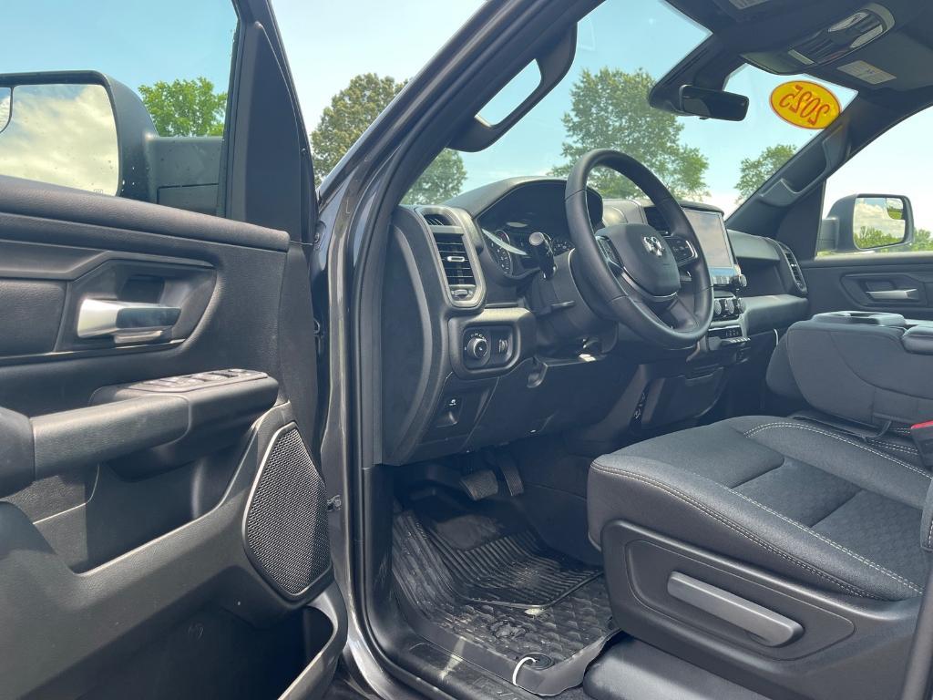 new 2025 Ram 1500 car, priced at $46,467