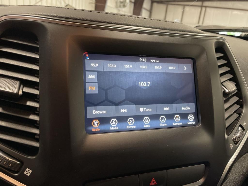used 2019 Jeep Cherokee car, priced at $21,313