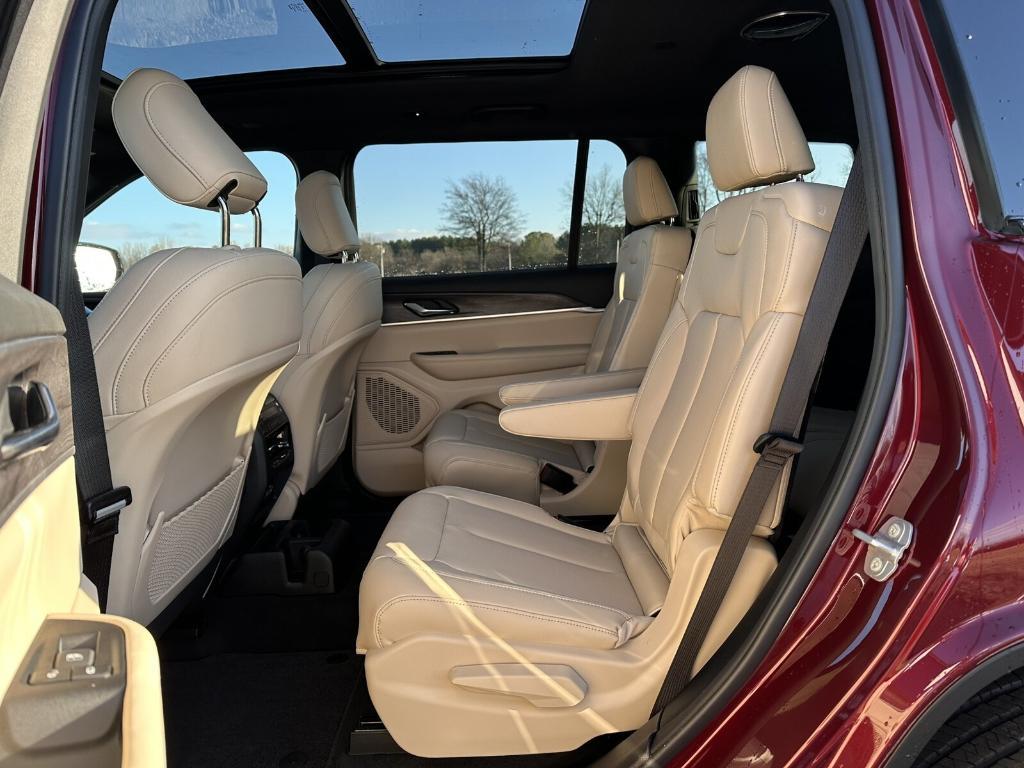 new 2025 Jeep Grand Cherokee L car, priced at $51,535