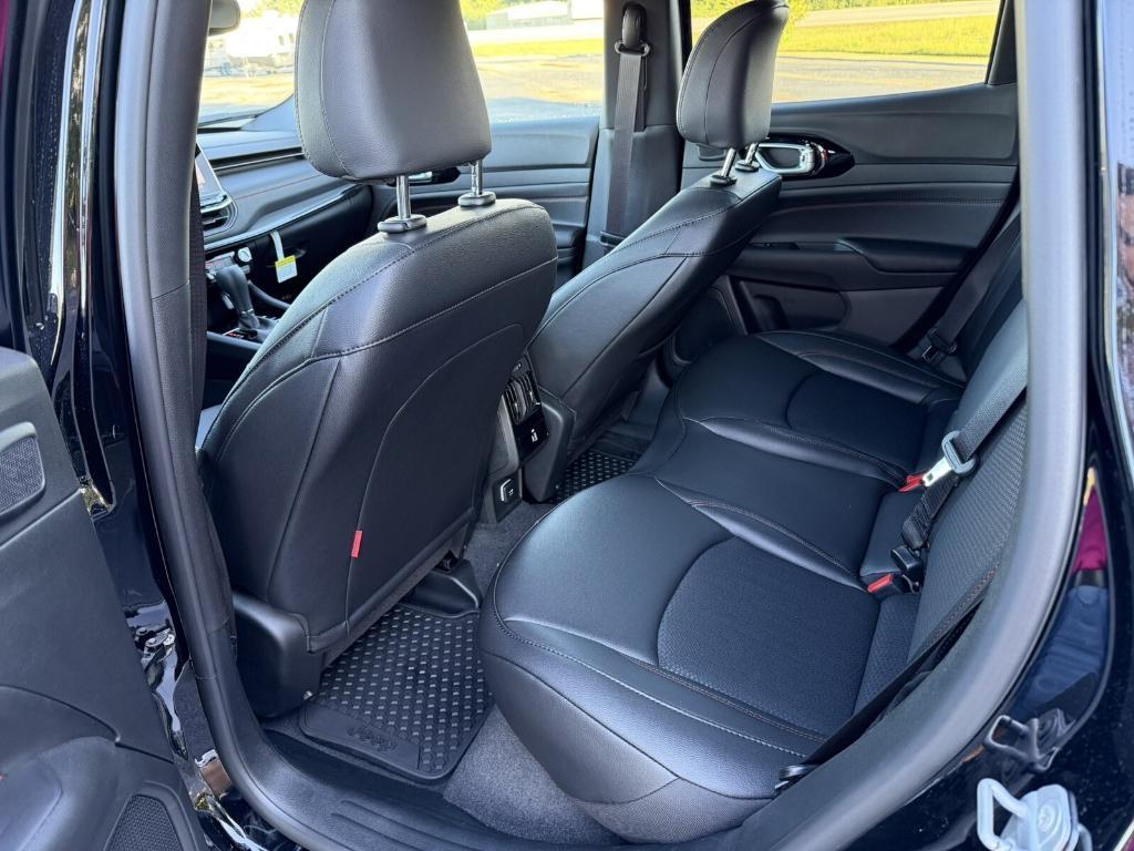 new 2026 Jeep Compass car, priced at $39,485
