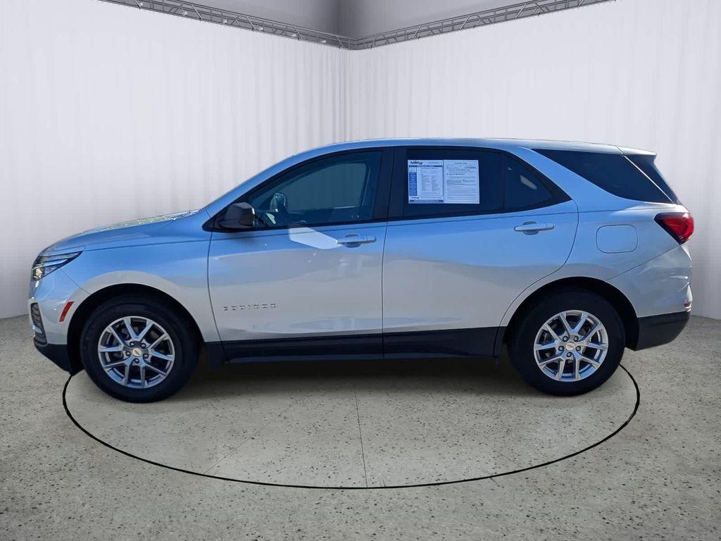 used 2022 Chevrolet Equinox car, priced at $17,995