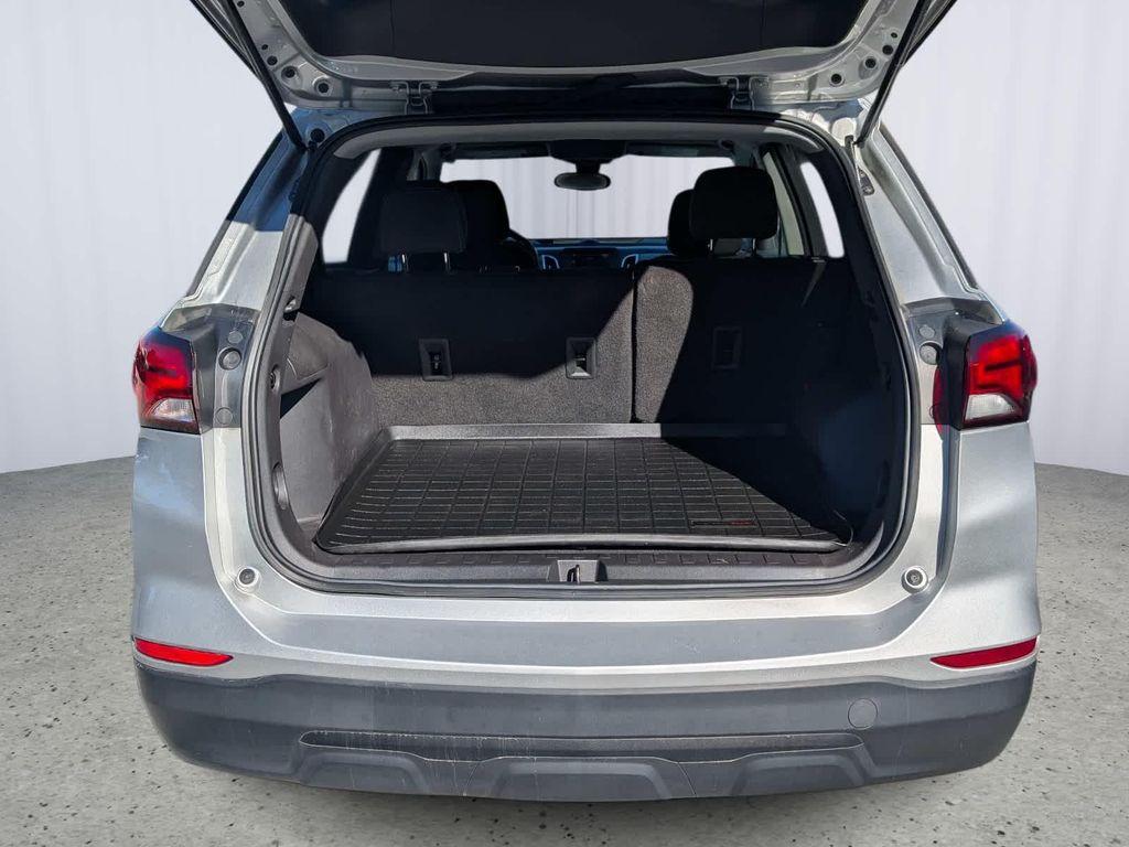 used 2022 Chevrolet Equinox car, priced at $17,995