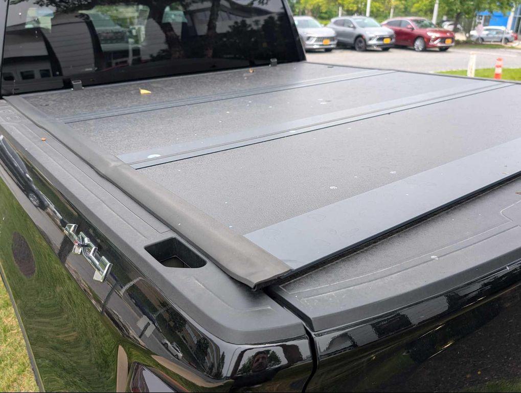 new 2025 GMC Sierra 1500 car, priced at $50,623