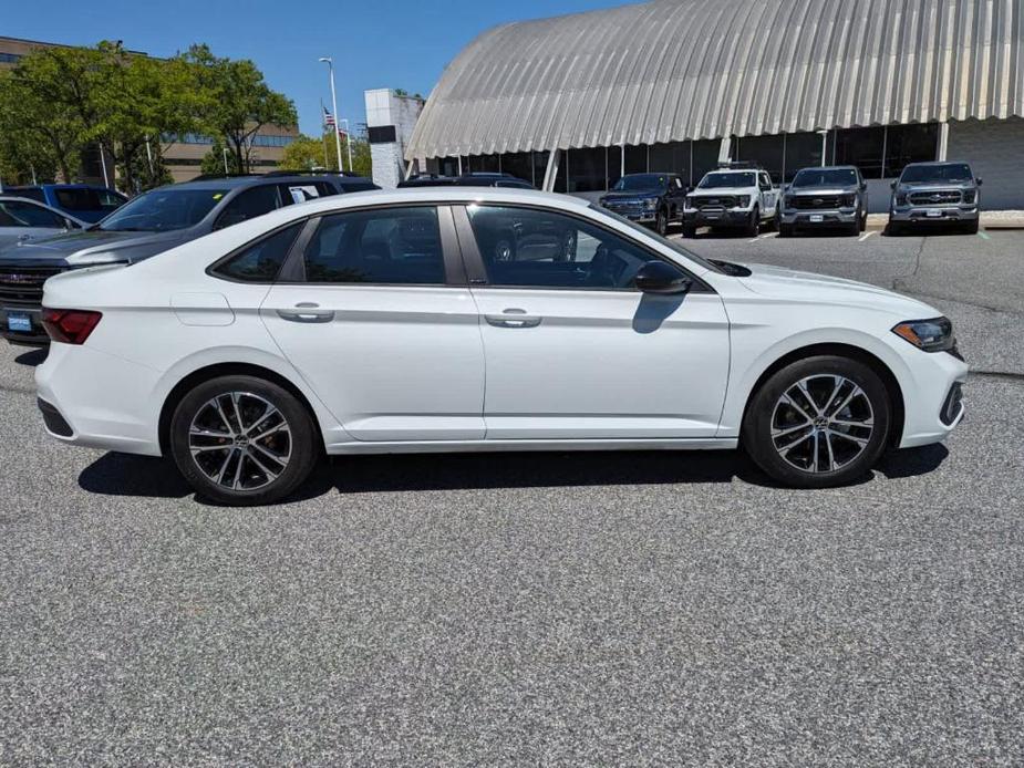 used 2024 Volkswagen Jetta car, priced at $19,997