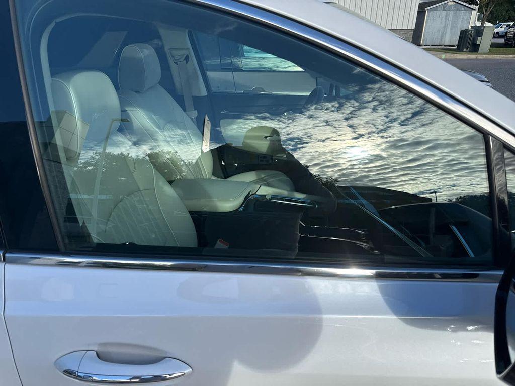 used 2024 Buick Enclave car, priced at $45,247