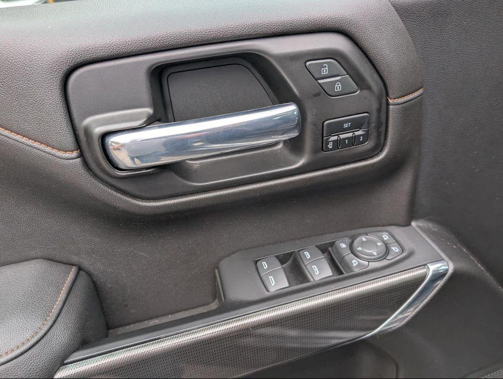 used 2022 GMC Sierra 1500 car, priced at $45,988