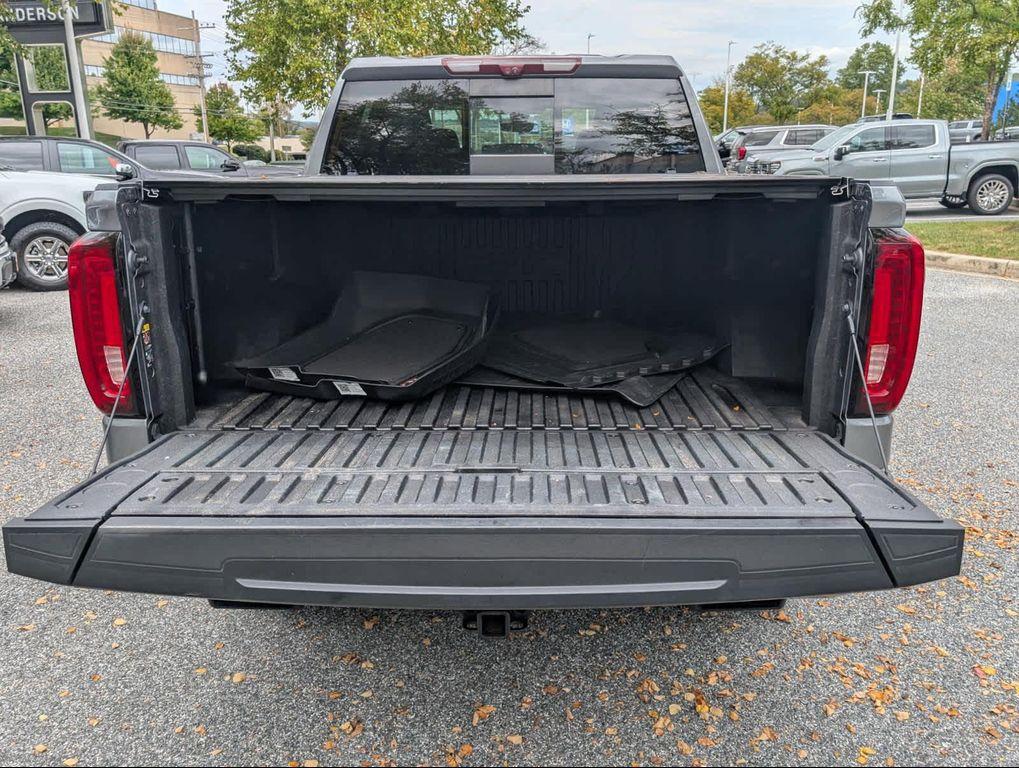 used 2022 GMC Sierra 1500 car, priced at $45,988