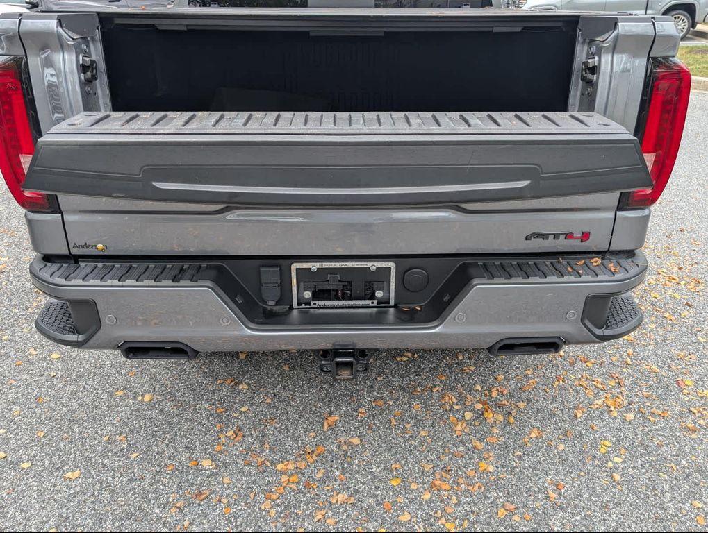 used 2022 GMC Sierra 1500 car, priced at $45,988