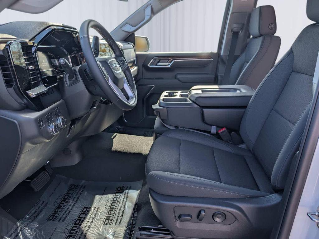 used 2025 GMC Sierra 1500 car, priced at $46,995