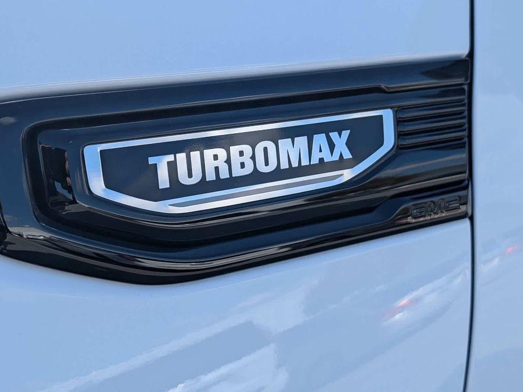 used 2025 GMC Sierra 1500 car, priced at $46,995