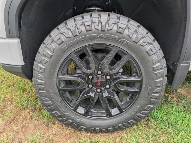 new 2025 GMC Sierra 1500 car, priced at $50,839