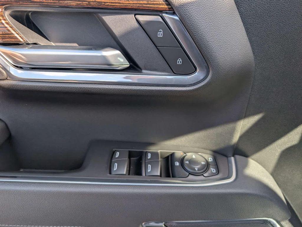 used 2025 GMC Sierra 1500 car, priced at $46,995