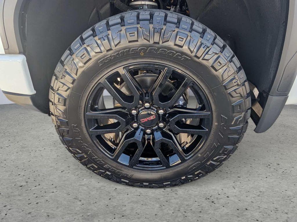 used 2025 GMC Sierra 1500 car, priced at $46,995