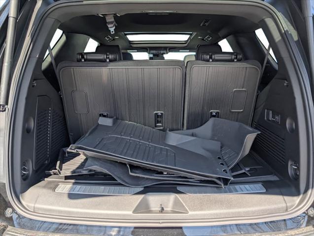 used 2025 GMC Yukon car, priced at $88,999