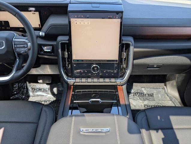 used 2025 GMC Yukon car, priced at $88,999