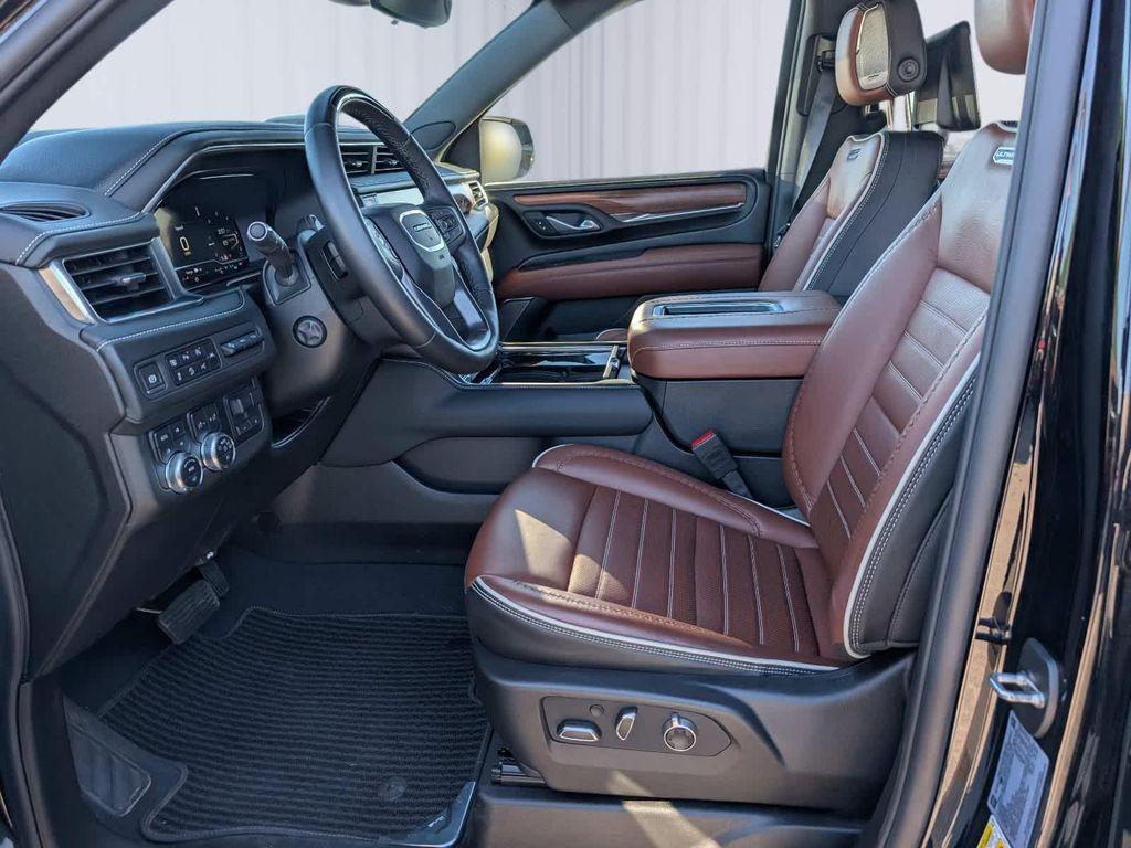 used 2024 GMC Yukon XL car, priced at $87,995