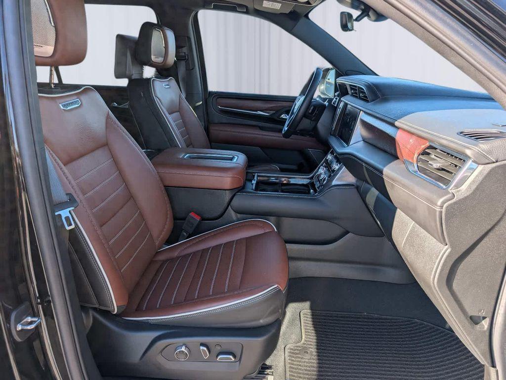 used 2024 GMC Yukon XL car, priced at $87,995