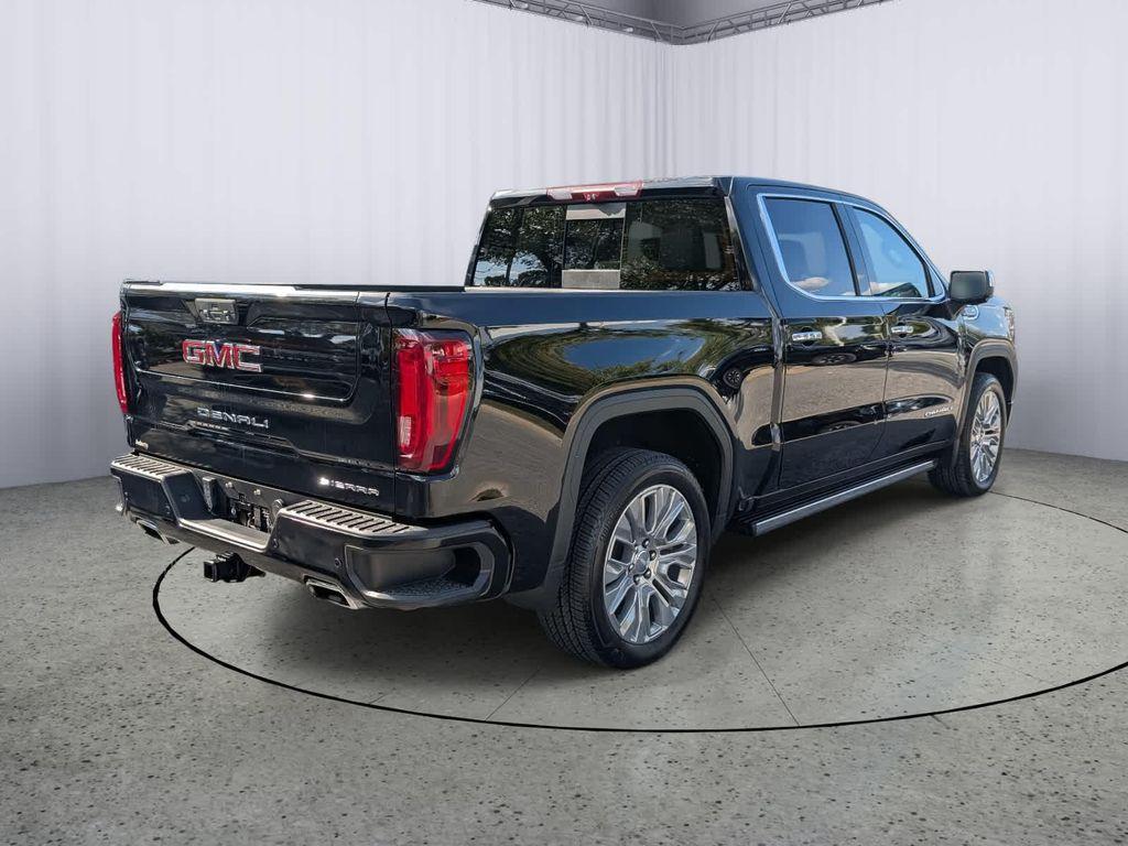 used 2022 GMC Sierra 1500 car, priced at $42,898