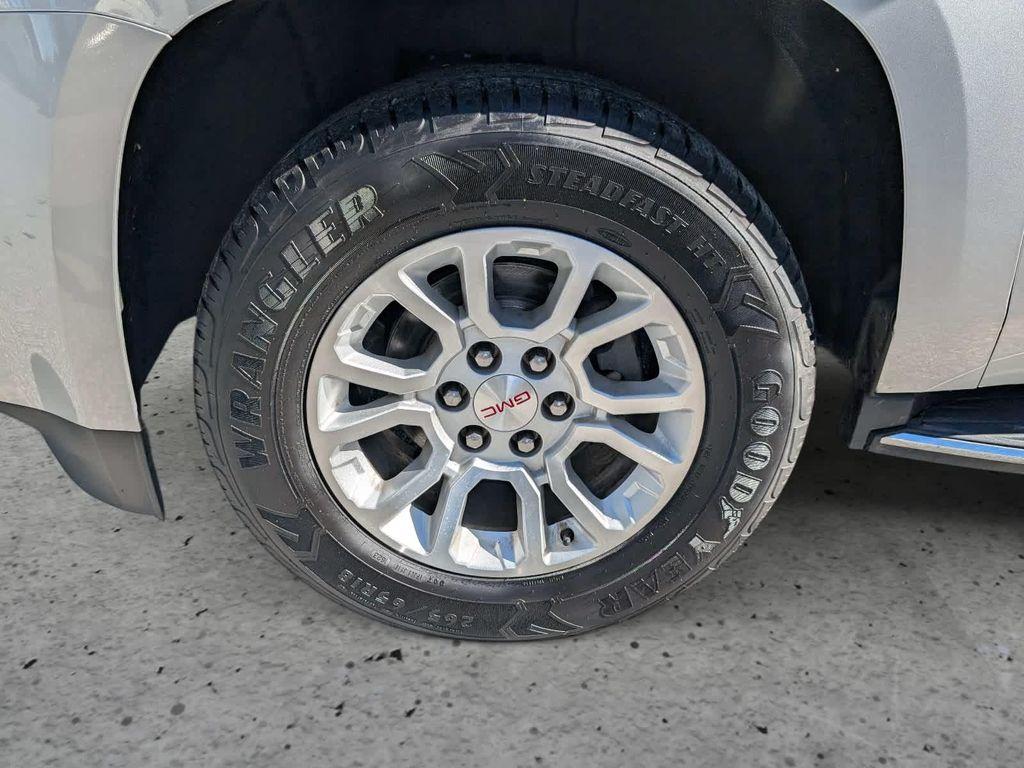used 2019 GMC Yukon car, priced at $25,888