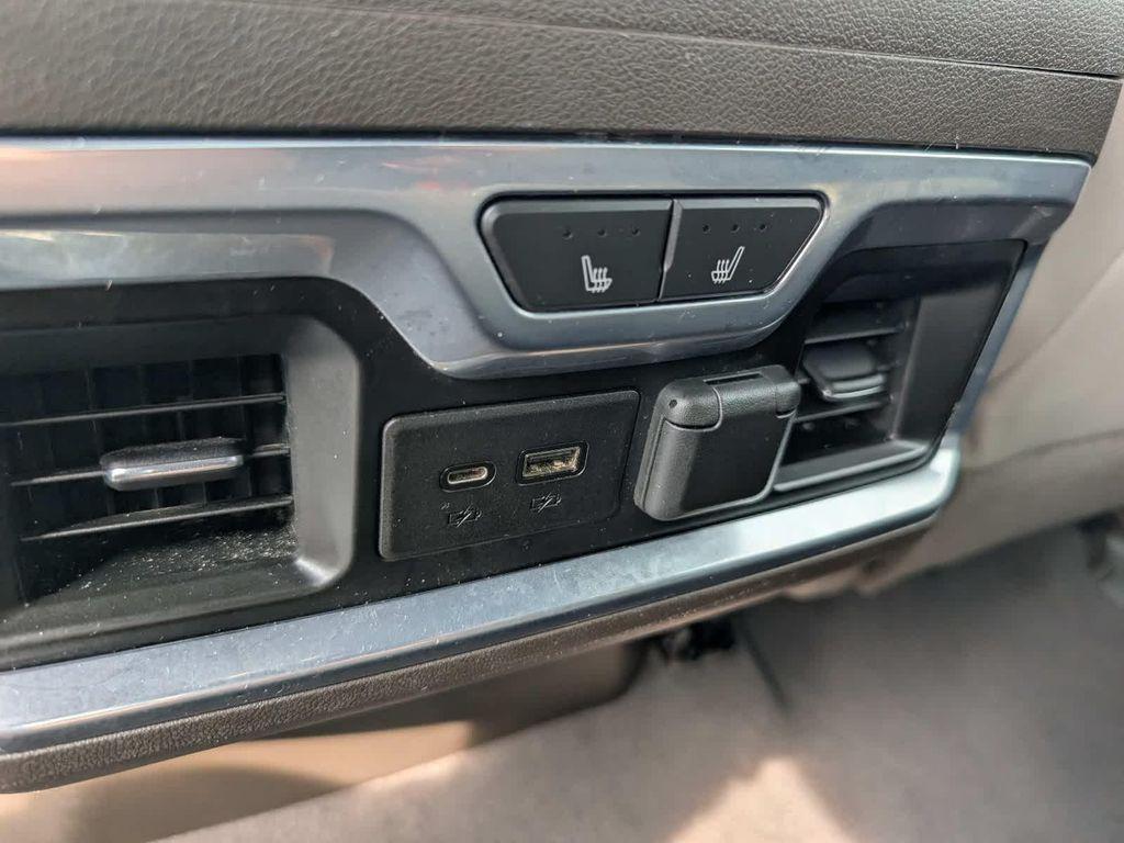 used 2021 GMC Sierra 1500 car, priced at $36,460