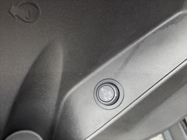used 2022 Chevrolet Equinox car, priced at $22,750