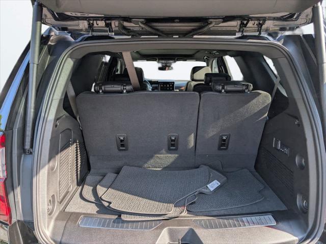 used 2025 GMC Yukon car, priced at $87,265